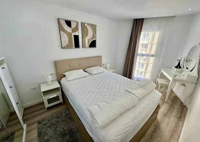 Amazing In Americas Apartment *